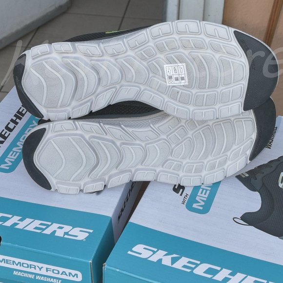 2 pairs of size‎ 13  Skechers Men's Flex Advantage Shoe. Price is for 2 p… - Picture 10 of 12